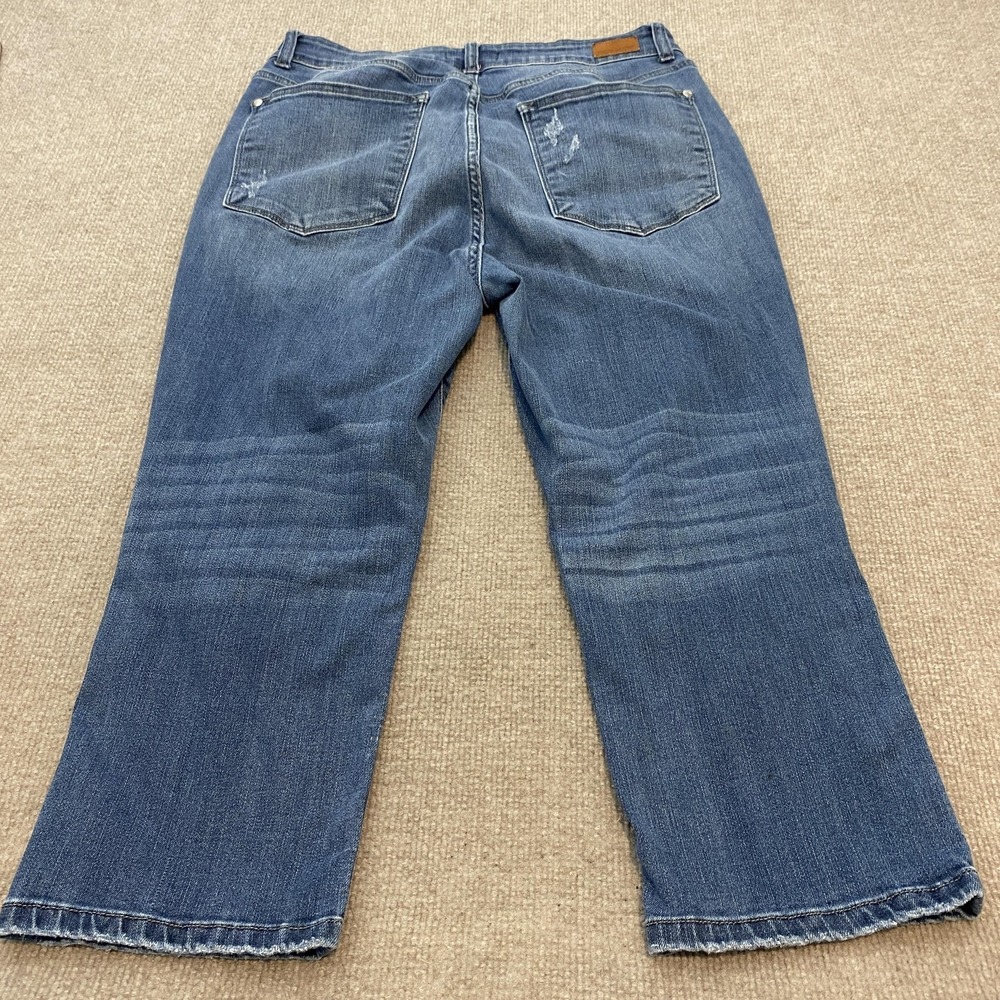 Judy Blue Capri Jeans Womens 14W Dark Wash High Rise Distressed Stretch Denim - Picture 3 of 12